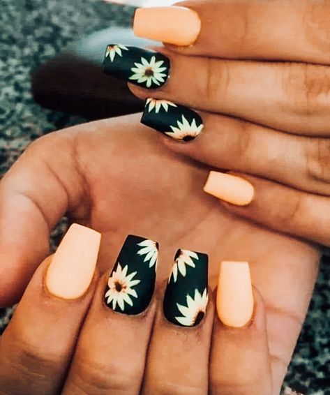 Pink Nails 2023, Short Nails Design, Country Acrylic Nails, Rodeo Nails, Nails Inspiration Pink, Cowboy Nails, Spring Break Nails, Western Nails, 2023 Nails