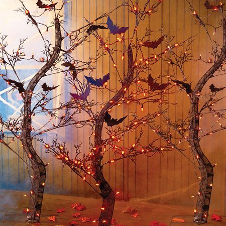 Pre-Lit Spooky Tree Halloween Decor - Improvements Catalog Halloween Outdoors, Dekorasi Halloween, Spooky Tree, Halloween Fest, Halloween Decorating Ideas, Spooky Trees, Adornos Halloween, Dekor Diy, Spooky Halloween Decorations