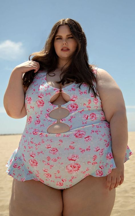 Wonder And Whimsy, Plus Zise, Big Women Fashion, Plus Size Swim, Gerson, Plus Size Beauty, Plus Size Swimwear, Trendy Plus Size, Plus Size Fashion