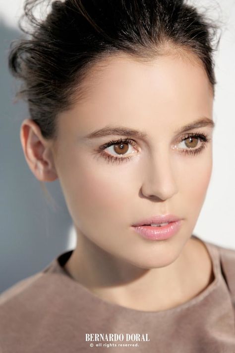 Elena Anaya, Charming Eyes, Spanish Actress, Point Blank, People Of Interest, Rafael Nadal, Badass Women, Famous Faces, Beauty Face