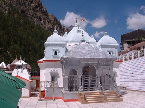 Gangotri Temple Gangotri Temple, Unusual Buildings, Scenic Beauty, All Over The World, Taj Mahal, Beautiful Pictures, Temple, House Styles, Building