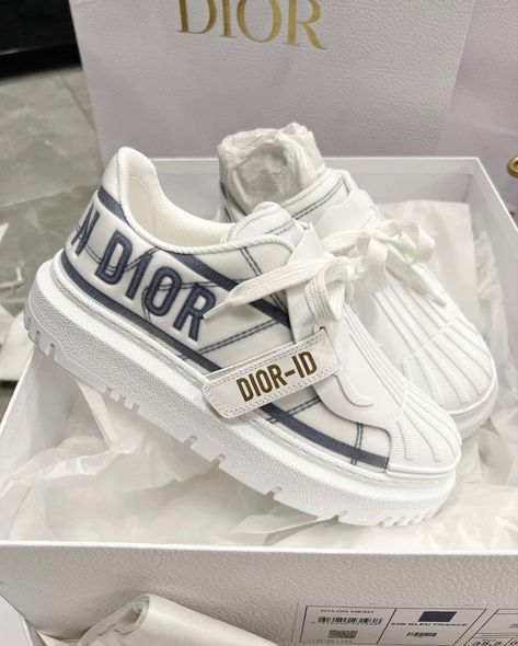 Tenis Dior, Sneaker 2023, Christian Dior 2023, Balenciaga Track 2, Dior 2023, Leather Street Style, Christian Dior Shoes, Dior 2021, Dior Sneakers