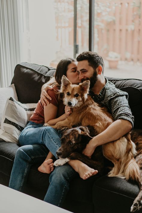 Cuddling on the couch with the doggies. Couples in home lifestyle session. Photoshoot In Home, Dog Family Pictures, Home Engagement Photos, Family Dog Photos, In Home Couples Session, Pet Photoshoot, Family Pet Photography, Animal Photoshoot, Pose Portrait