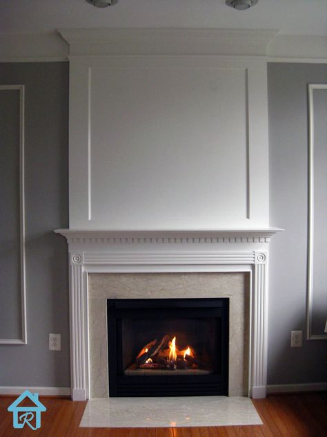 Remodelando la Casa: Adding Visual Interest and Height to your Fireplace Fireplace Molding, Diy Mantle, Fireplace Trim, Fireplace Redo, Lookout Mountain, Floor Remodel, Fireplace Remodel, Diy Fireplace, Home Fireplace