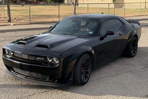 Hellcat Srt Redeye, Dodge Hellcat Redeye, Car Hellcat, Dodge Challenger Hellcat Redeye, Srt Trackhawk, Black Hellcat, Doge Challenger, Hellcat Srt, Hellcat Redeye