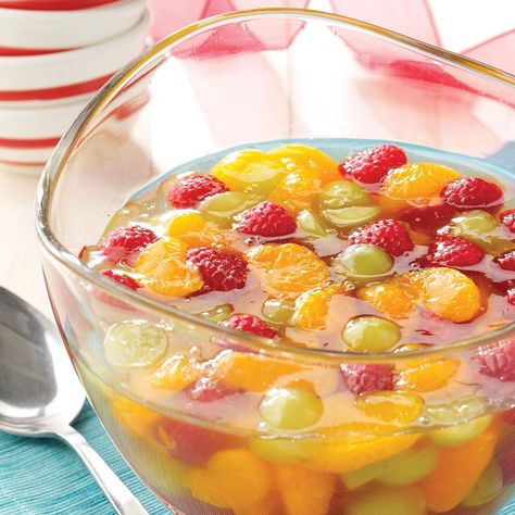 Sparkling Gelatin Salad Recipe -Fruit really shines though this refreshing gelatin salad.—Cassie Alexander, Muncie, Indiana Recipes With Canned Fruit, Gelatin Desserts, Jello Fruit Salads, Fruit Salad Ingredients, Gelatin Salad, Jello Dessert Recipes, Gelatin Recipes, Resep Salad, Jello Desserts