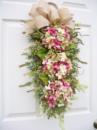 Crafts Wreaths, Couronne Diy, Swag Wreath, Diy Outdoor Decor, Hydrangea Wreath, Front Door Wreaths, Spring Decorating, Spring Door, Summer Wreaths