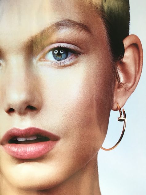 Cartier earrings Earrings Cartier, Accessories 2023, Cartier Earrings, Expensive Jewelry Luxury, Jewelry Luxury, Expensive Jewelry, One Life, Cartier, Hoop Earrings