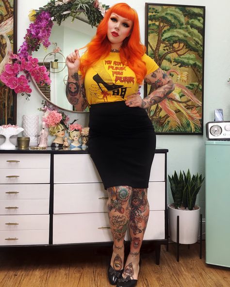 #orangehair #vintagegirl… Baby Girl Tattoo, Psychobilly Fashion, Tattoo For Baby Girl, Rockabilly Baby, Pinup Fashion, Rockabilly Girl, Neutral Outfits, Rockabilly Outfits, Rockabilly Style