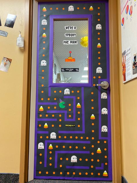 Classroom Halloween Door Decorations, Halloween Classroom Decorations Doors, Halloween Door Contest Ideas Classroom, Halloween Door Decorations Contest Work, Halloween Door Classroom, Halloween Door Decorations Classroom Contest, Halloween Door Contest Ideas, Halloween Door Decorations Classroom, Halloween Doors