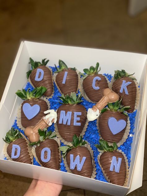 Dick chocolate covered strawberries with blue lettering Chocolate Cover Strawberries For Men, Covered Strawberries Ideas Valentines For Him, Chocolates For Boyfriend, 18th Birthday Chocolate Strawberries, Men Valentine's Gift Ideas, Strawberry For Boyfriend, Chocolate Covered Strawberries Bouquet For Him, Bf Chocolate Covered Strawberries, Chocolate Covered Strawberries Boyfriend Birthday