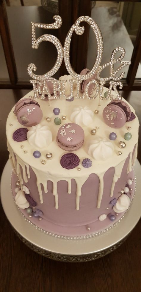 Purple drip cake with Macarons and Meringues. 50th Birthday cake. #50thbirthday #50th #birthday #desserts 50th Birthday Cake For Women Purple, Purple 40th Birthday Cake, Purple 50th Birthday Cake, Womens 50th Birthday Cake, 50th Birthday Cake For Women Mom, 50th Birthday Cake For Women Funny, 50th Cake For Women, Jenni Birthday, 50th Birthday Cake For Mom