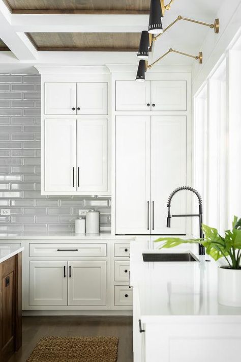 Cooktop Backsplash, Glass Fronted Kitchen Cabinets, Blue Kitchen Island, White Shaker Kitchen Cabinets, Kitchen Island Tops, Floating Glass Shelves, Grey Kitchen Island, White Shaker Kitchen, White Shaker Cabinets