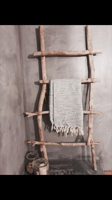 House Decorations, Passion Project, Towel Rack, Ladder Decor, Hangers, Rug, Home Decor, Home Décor