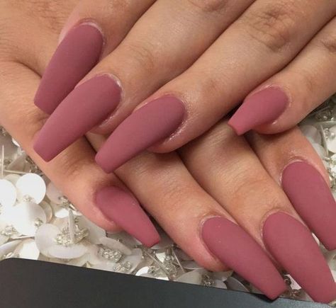 Nails Pink Matte, Matte Pink Nails, Coffin Nails Matte, Matte Nail Polish, Fall Nail Art Designs, Valentine Nails, Matte Nails Design, Coffin Shape Nails, Nagel Inspo