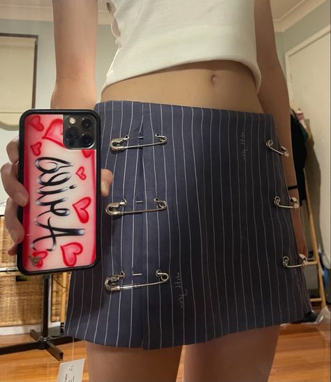 Trendy outfit 2022 aesthetic with jean skirt miniskirt brandy melville pacsun urban outfitters emma chamberlain tiktok wildflower cases Safety Pin Skirt, Safety Pin, Cute Fits, Teen Fashion Outfits, Teen Fashion, Lookbook, Cute Outfits, Fashion Outfits, How To Wear