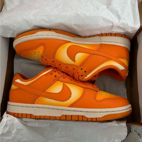 Nike Sb Dunks Low Size 7 Women's Magma Orange Brand New Magma Dunks Outfit, Magma Orange Dunks Outfit, Dunks Multicolor, Orange Shoes Outfit, Orange Dunks, Sb Dunks Low, Dunks Low, Sb Dunks, Pretty Sneakers