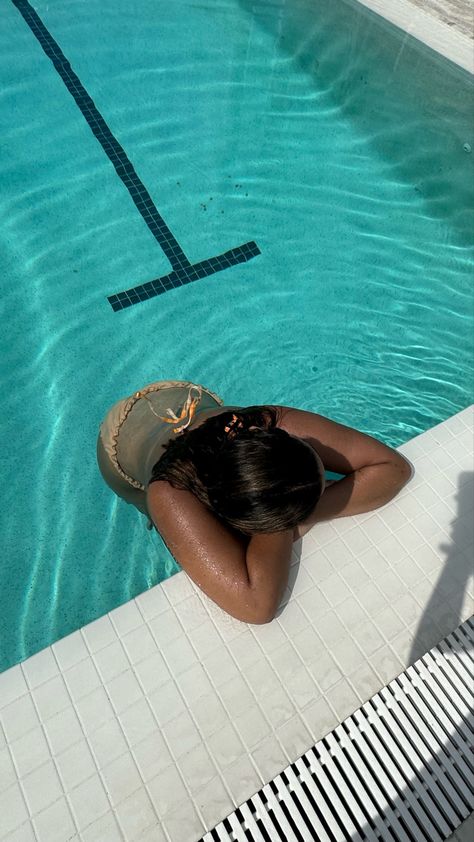 Pool Poses, Summer Photoshoot, Pool, Collage, Pins