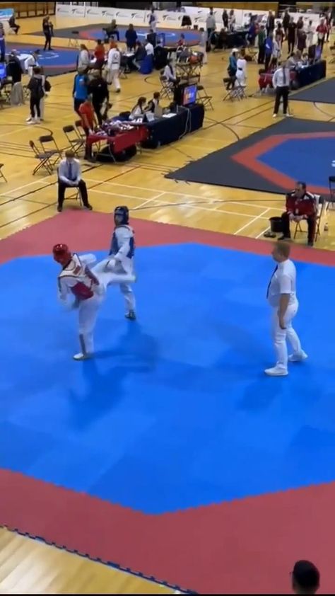 Tae Kwon Do Aesthetic, Taekwondo Aesthetic, Taekwondo Video, Karate Video, Tkd Taekwondo, Karate Boy, Taekwondo Girl, Judo Karate, Karate Dojo