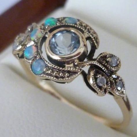 Victorian Antique Style Rhinestone Romantic Blue Ring Size 10 So Gorgeous & Luxurious !! New Excellent Condition Thank You For Your Interest And Please Feel Free To Send Offers; Which Are Always Considered And Bundle To Save Even More! 1800s Jewelry, Black Sapphire Ring, Infinity Band Ring, Romantic Blue, Rhodolite Garnet Ring, White Sapphire Engagement Ring, Mens Gold Wedding Band, Blue Diamond Ring, Blue Ring