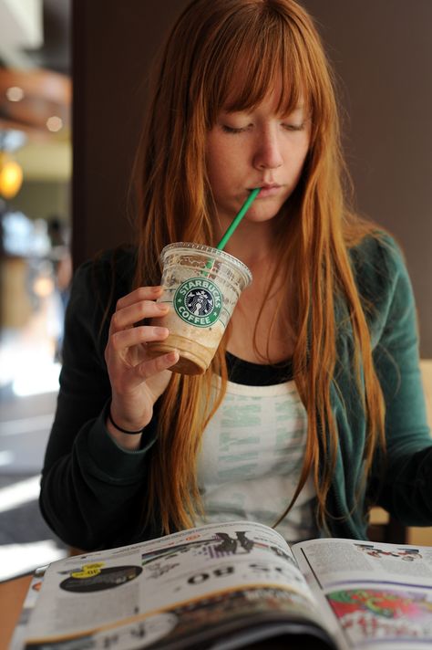 Drinking Iced Coffee Pose, Drinking Starbucks Pose, People Drinking Coffee Photography, Drinking Coffee Pose Drawing, People Drinking Coffee, Blender Drinks, People Drinking, Reference Ideas, Sticker Inspo