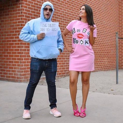 Pair Halloween Costumes, Mean Girls Costume, Halloween Costume Couple, Mean Girls Halloween, Easy Couples Costumes, Couples Costumes Creative, Funny Couple Costumes, Couples Halloween Costumes, Funny Couple Halloween Costumes