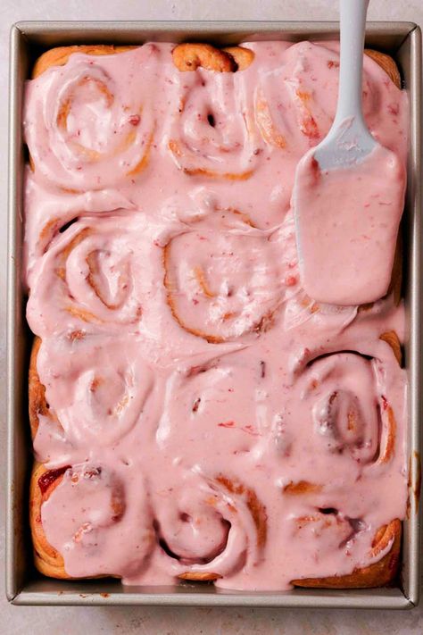 Strawberry Cinnamon Rolls - Flouring Kitchen Flower Cinnamon Rolls, Pink Velvet Cinnamon Rolls, Xmas Breakfast, Strawberry Cinnamon Rolls, Name Chapter Temptation, The Name Chapter Temptation, Strawberry Things, Yummy Bread, Cream Cheese Rolls