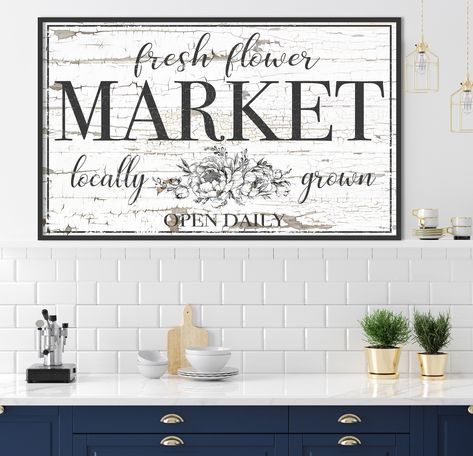 Flower Market Printable PRINTABLE WALL ART Art Print Farmhouse Sign Gift for Her Digital Download Instant Printable Poster Living Room Sign #prints #printables #digital #wallart #flowers #poster #farmhouse #homedecor #instant #decor #cottage #cottagedecor #farm Flower Market Sign, Spring Signs, Fresh Flower Market, Rustic Western Decor, Market Sign, Wall Decor Vintage, French Kitchen, Canvas Art Wall, Garden Signs