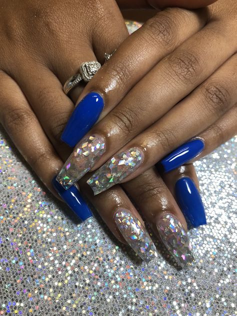 Silver Blue Nails Acrylic, Blue N Silver Nails, Nails With Royal Blue, Silver Royal Blue Nails, Silver And Royal Blue Nails, Royal Blue Nails With Silver Accent, Glitter White Nails, Blue Silver Nails, Royal Blue Accessories