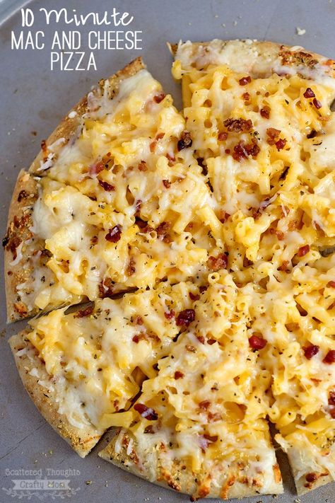 Mac And Cheese Pizza, Cheese Pizza Recipe, Creative Pizza, Oven Outdoor, Recipes Pizza, Dough Pizza, Easy Mac And Cheese, Pizza Fatta In Casa, Dough Recipes