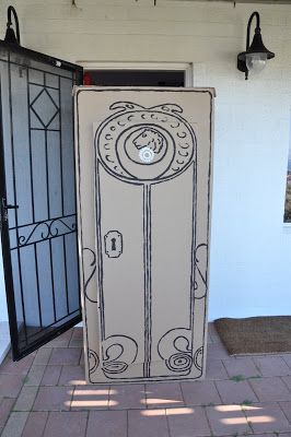 Narnia Wardrobe Door, The Lion The Witch And The Wardrobe Diy, Cardboard Door Prop, Narnia Wardrobe Diy Cardboard, Narnia Decorations, Narnia Queen, Furniture Costume, Narnia Door, Cardboard Door