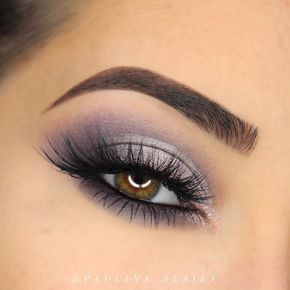 Lila Make-up, Grey Smokey Eye, Eye Make Up Videos, Grey Eye Makeup, Purple Makeup, Emily Rose, Concealer Makeup, Makijaż Smokey Eye, Purple Eyeshadow