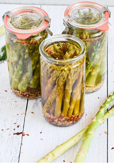 , Refrigerator Quick Pickled Asparagus Pickled Asparagus, Spring Appetizers, Weck Jars, Pickling Salt, Quick Pickled, Pickling Spice, Refrigerator Pickles, Appetizer Trays, Red Chili Peppers