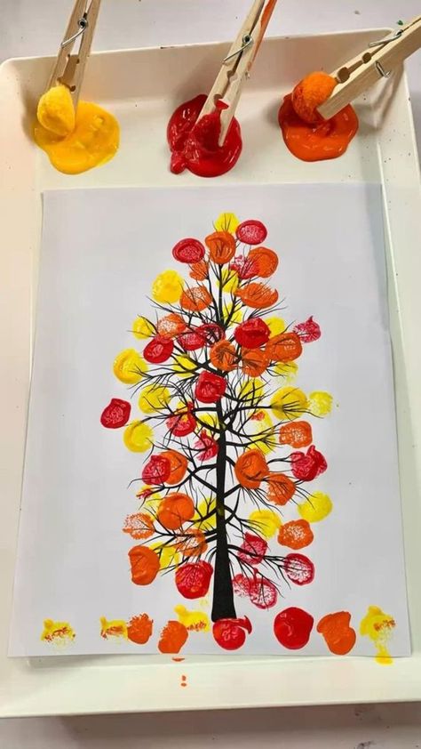 Autumn Arts And Crafts For Toddlers, Tree Arts And Crafts For Preschoolers, Fall Crafts Preschoolers, Fall Classroom Crafts 1st Grade, Fall Art And Craft, November After School Activities, Orange Crafts For Kids, Pre K Fall Art, Crafts For 2 Year Kids At Home Fall