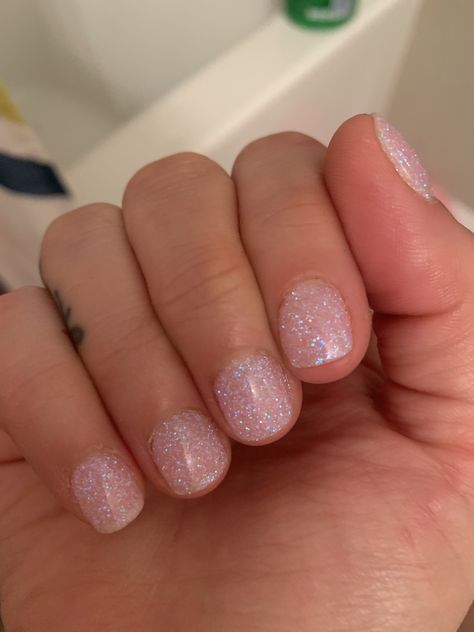 Short sparkle dip nails!!! I’m loving them. It had been way too long! Sns Sparkle Nails, Dip Nail Ideas Prom, Short Sparkly Dip Nails, Clear Glitter Dip Nails, Short Shimmer Nails, Pink And Gold Sparkle Nails, Dip Sparkle Nails, Pink Sparkly Dip Nails, Prom Nails Gel Short