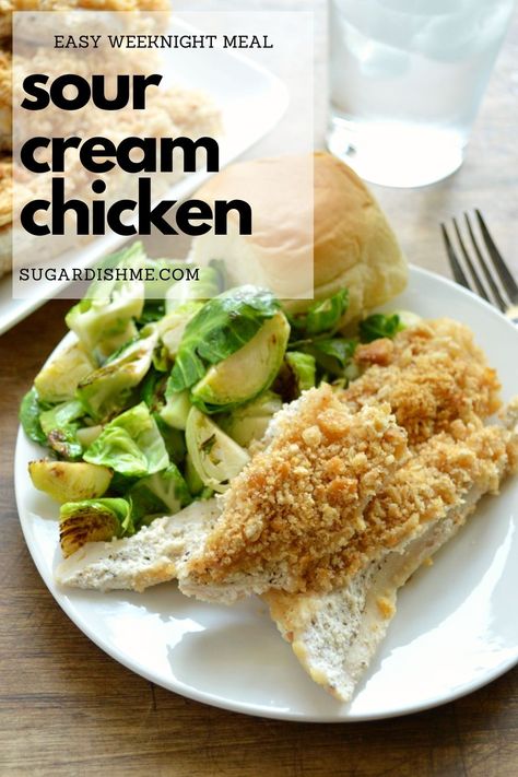 Sour Cream Chicken is a super simple weeknight meal. Seasoned sour cream is spread over boneless skinless chicken, and then topped with buttery crunchy crushed Ritz crackers. With a salad or some veggies this will easily become part of your dinner rotation. Heavenly Chicken, Cream Chicken Recipes, Ritz Chicken, Seasoned Sour Cream, Chicken Boneless Breast Recipes, Cream Chicken, Sour Cream Chicken, Dinner Rotation, Low Salt