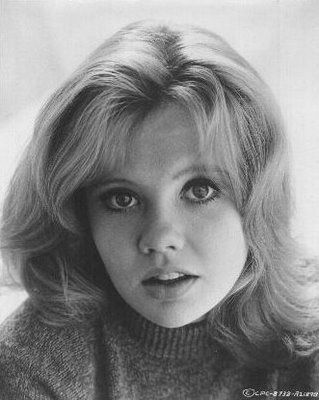 Child of the Sixties Forever: Hayley Mills, wasn't she just a ... Hailey Mills, Juliet Mills, Hayley Mills, Vintage Hollywood, Famous Faces, Old Movies, Classic Beauty, Up Girl, Vintage Beauty