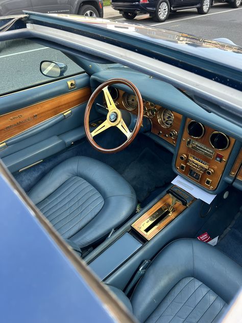 Classic Car Interior, Vintage Car Interior, Accessories For Cars, Dream Whip, Classic Car Restoration, Peugeot 508, Car Restoration, Concept Car Design, Blue Car