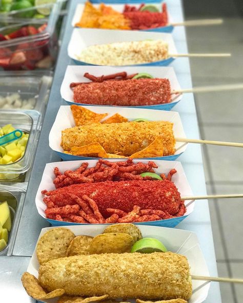 Elote Food Truck, Mexican Snack Foods, Mexican Corn Recipes, Mexican Snacks, Hot Cheetos, Instagram Contest, Food Street, Vegetarian Snacks, Corn Recipes