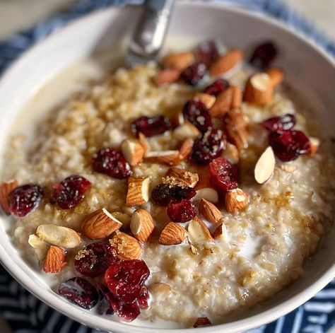 Irish Oatmeal Recipes, Steel Oats, Irish Oatmeal, Ina Garden, Overnight Oatmeal, Pioneer Woman Recipes, Steel Cut Oats, Barefoot Contessa, Oatmeal Recipes