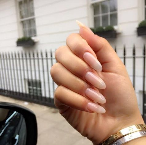 KHAYANDERSON Long Round Nails, Long Oval Nails, Nails Board, Rounded Acrylic Nails, Oval Acrylic Nails, Nail Goals, Almond Acrylic Nails, Round Nails, Oval Nails