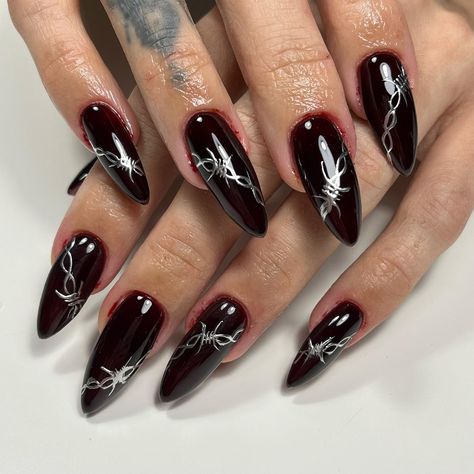 Barb wire nails but make it vampy 🩸⛓️⚔️ . . . . . . #vipersvenomnails #trendynails #nails2023 #nails #nailsofinstagram #manicure #nailstyle#nailedtension #naildesigns #gelmanicure #polygel #acrygel #acrylics #pinterestaesthetic #nailcharms #frenchtips#athensnails #y2knails #athensnailtech #nailartclub #nailinspo #prettynails #nägelinspo #mynails #nailart #mismatchmani #pinterestnails Barb Wire Nails, Barbwire Nails, Barbed Wire Nails, Chain Nail Art, Vampy Nails, Wire Nails, Barb Wire, Nail Art Inspo, Y2k Nails