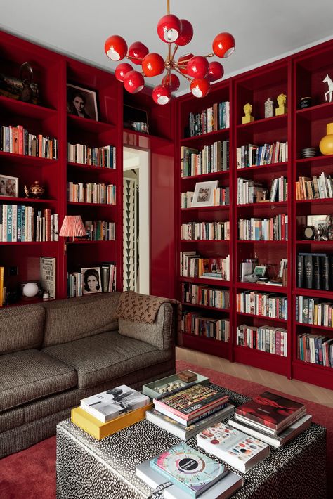 Red Bookshelf, 2024 Interior Design Trends, 2024 Interior Design, Art Deco Fireplace, Academia Room, Bed Nook, Fireside Chairs, House Small, London House