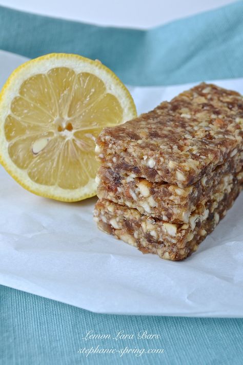 Larabar Recipes, Homemade Lemon Pie, Lara Bars Recipe, Paleo Snack, 30 Challenge, Lara Bars, Healthy Bars, Protein Muffins, Lemon Rind