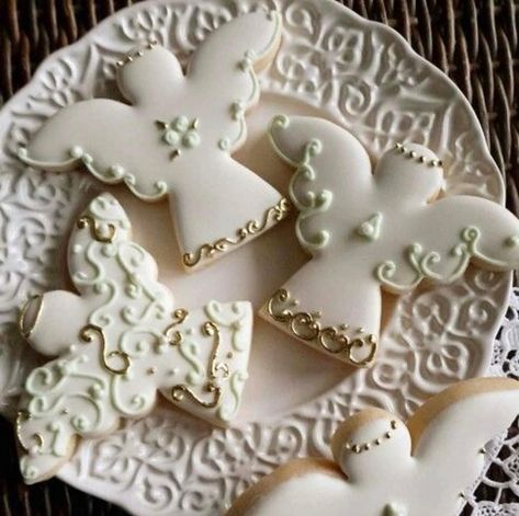 Angle Cookies Decorated, Angel Sugar Cookies Decorated, Angel Cookies Decorated, Iced Christmas Cookies, Christmas Sugar Cookies Decorated, Angel Cookies, Baptism Cookies, Christening Cake, Xmas Cookies