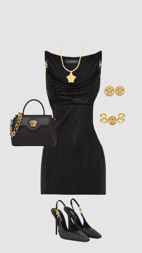 Versace #fyp #pinterest #aesthetic #fashion #fashioninspo #outfit #outfitinspo #versace #designer #fashiondesigner #annelle Versace Aesthetic, Vestidos Versace, Versace Casual, Rich Clothes, Versace Designer, Versace Dress, Versace Outfit, Pinterest Aesthetic, Clothing Websites