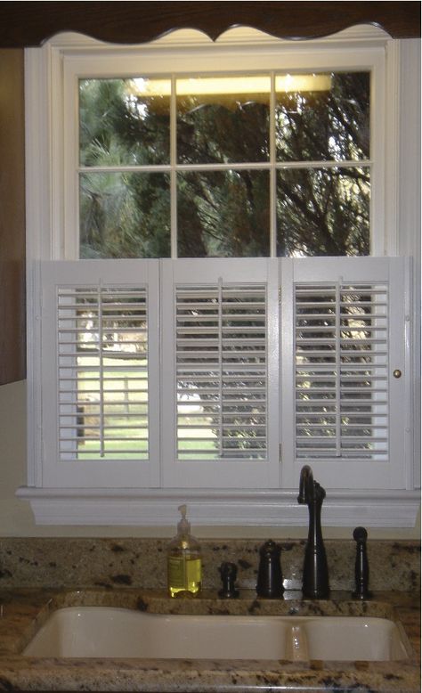 Cafe style shutter for your kitchen. Kitchen Blinds Modern, Window Shutters Indoor, Kitchen Window Blinds, Cafe Shutters, Cafe Blinds, Cafe Style Shutters, Above Kitchen Sink, Custom Shutters, Kitchen Blinds