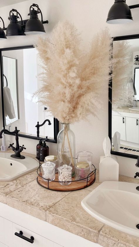 Everyday Centerpiece, Bathroom Details, Fixer Upper House, Amazon Home Finds, Pampas Grass Decor, Primary Bathroom, Home Finds, Amazon Home Decor, Tissue Holder