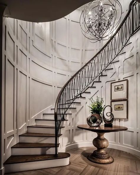 Curved Staircase Foyer, Stair Entry, تحت الدرج, Foyer Staircase, Traditional Staircase, Winding Staircase, Entry Ideas, Wood Staircase, Money Pit