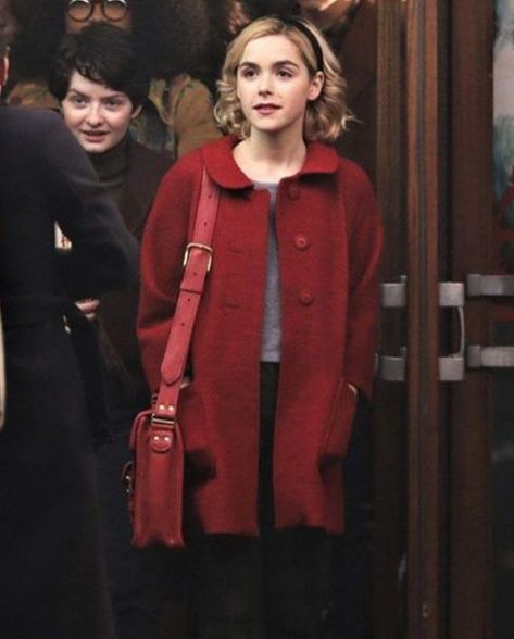 19 Outfits You Have To Wear If You Love Sabrina Spellman 9 Red Wool Coat Outfit, Sabrina Costume, Witch Fanart, Sabrina Spellman Outfit, Sabrina Spellman Style, The Chilling Adventures Of Sabrina, Realistic Outfits, Cop Outfit, Sabrina Witch